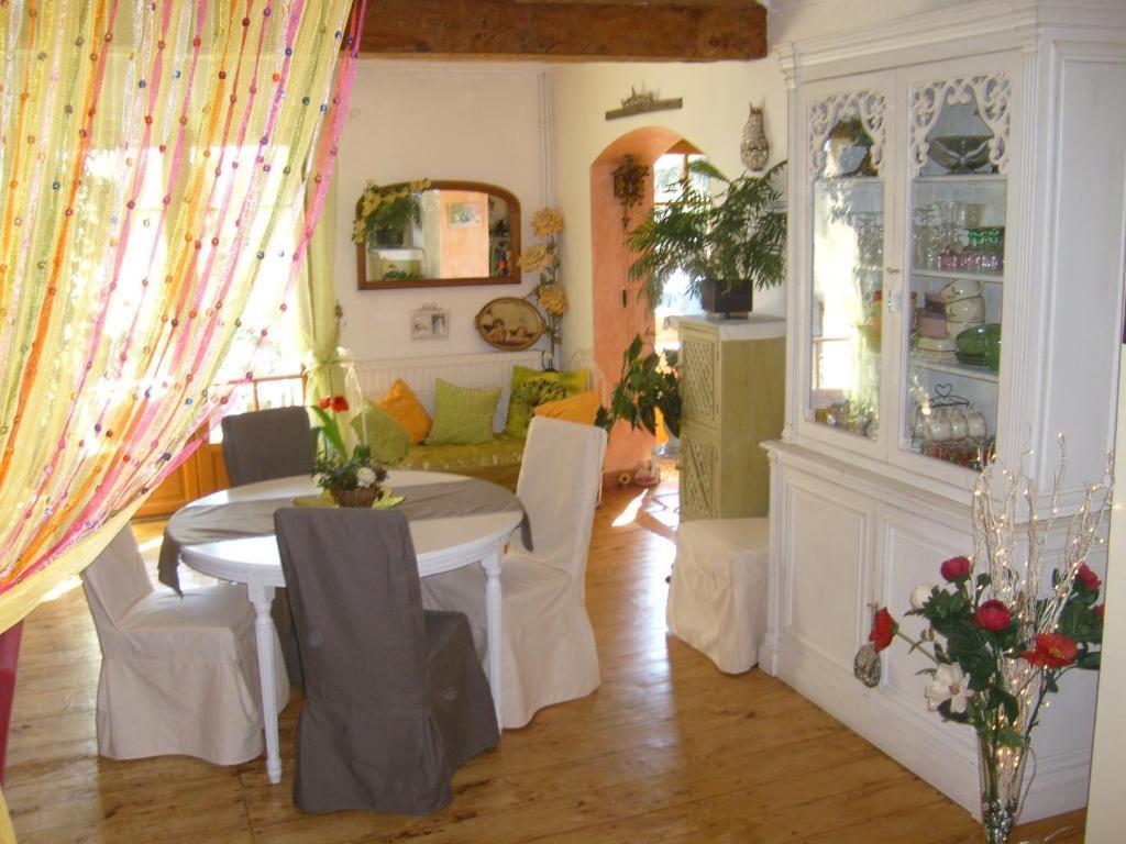 La Chambre D'Hote Au Gre Du Temps Montlaur  Buitenkant foto